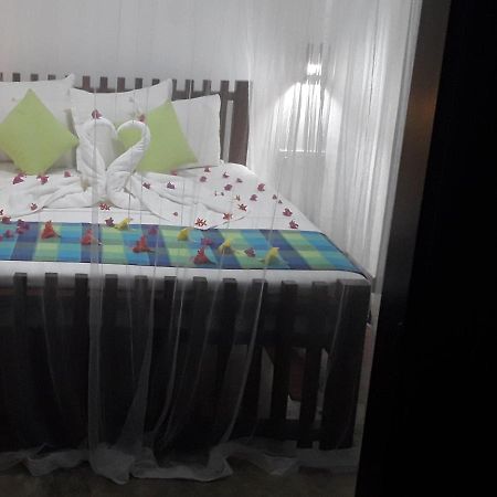 Butterfly Jewel Bed & Breakfast Unawatuna Ngoại thất bức ảnh