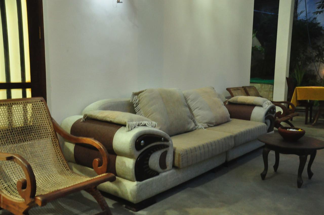 Butterfly Jewel Bed & Breakfast Unawatuna Ngoại thất bức ảnh