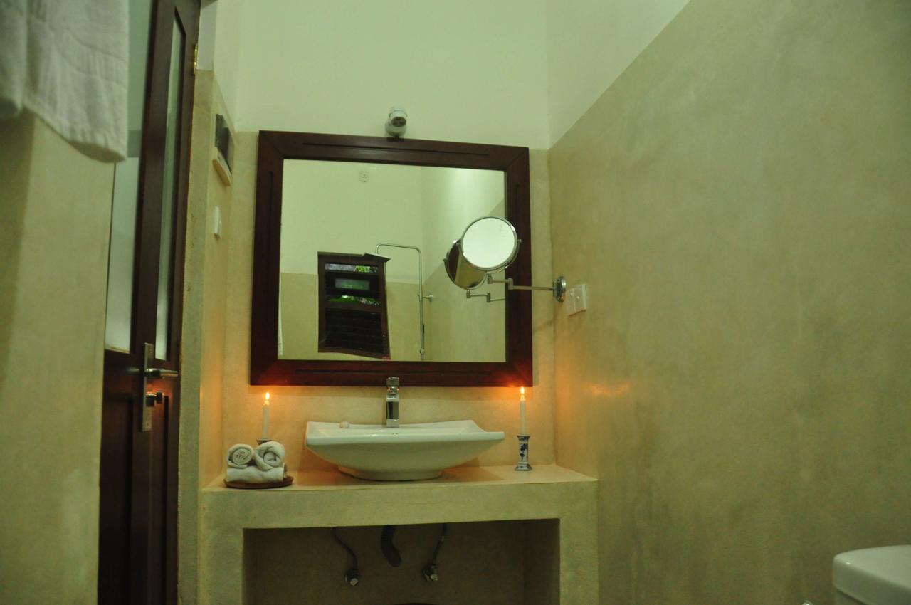 Butterfly Jewel Bed & Breakfast Unawatuna Ngoại thất bức ảnh
