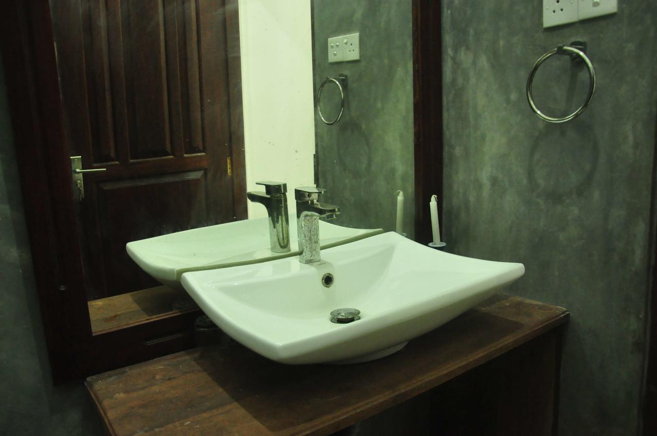 Butterfly Jewel Bed & Breakfast Unawatuna Ngoại thất bức ảnh