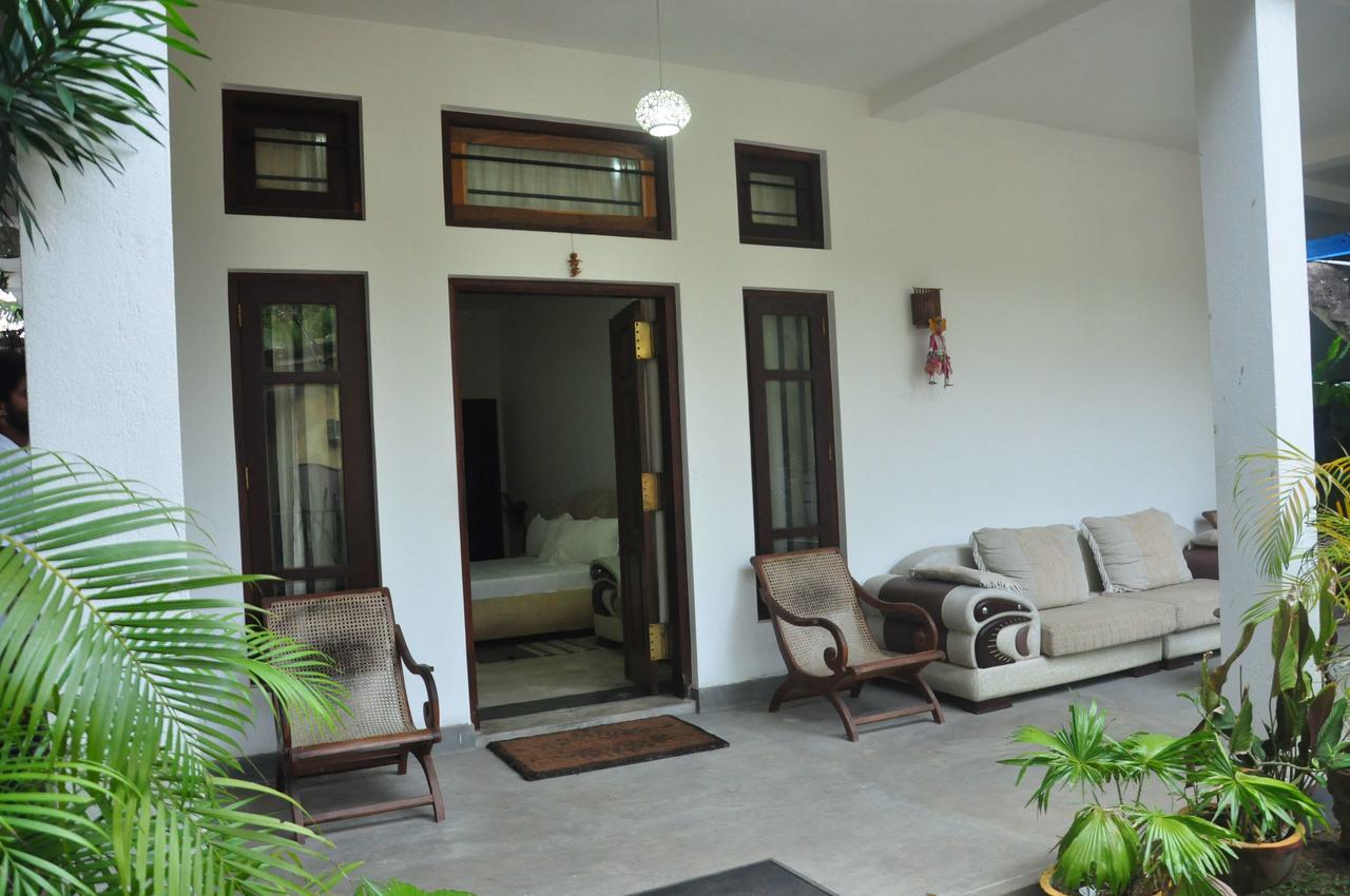 Butterfly Jewel Bed & Breakfast Unawatuna Ngoại thất bức ảnh