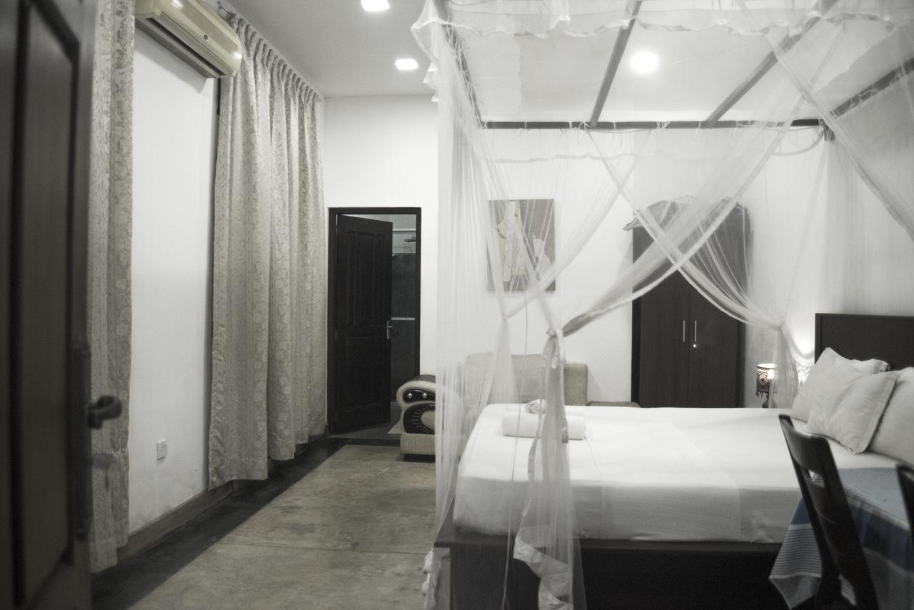 Butterfly Jewel Bed & Breakfast Unawatuna Ngoại thất bức ảnh