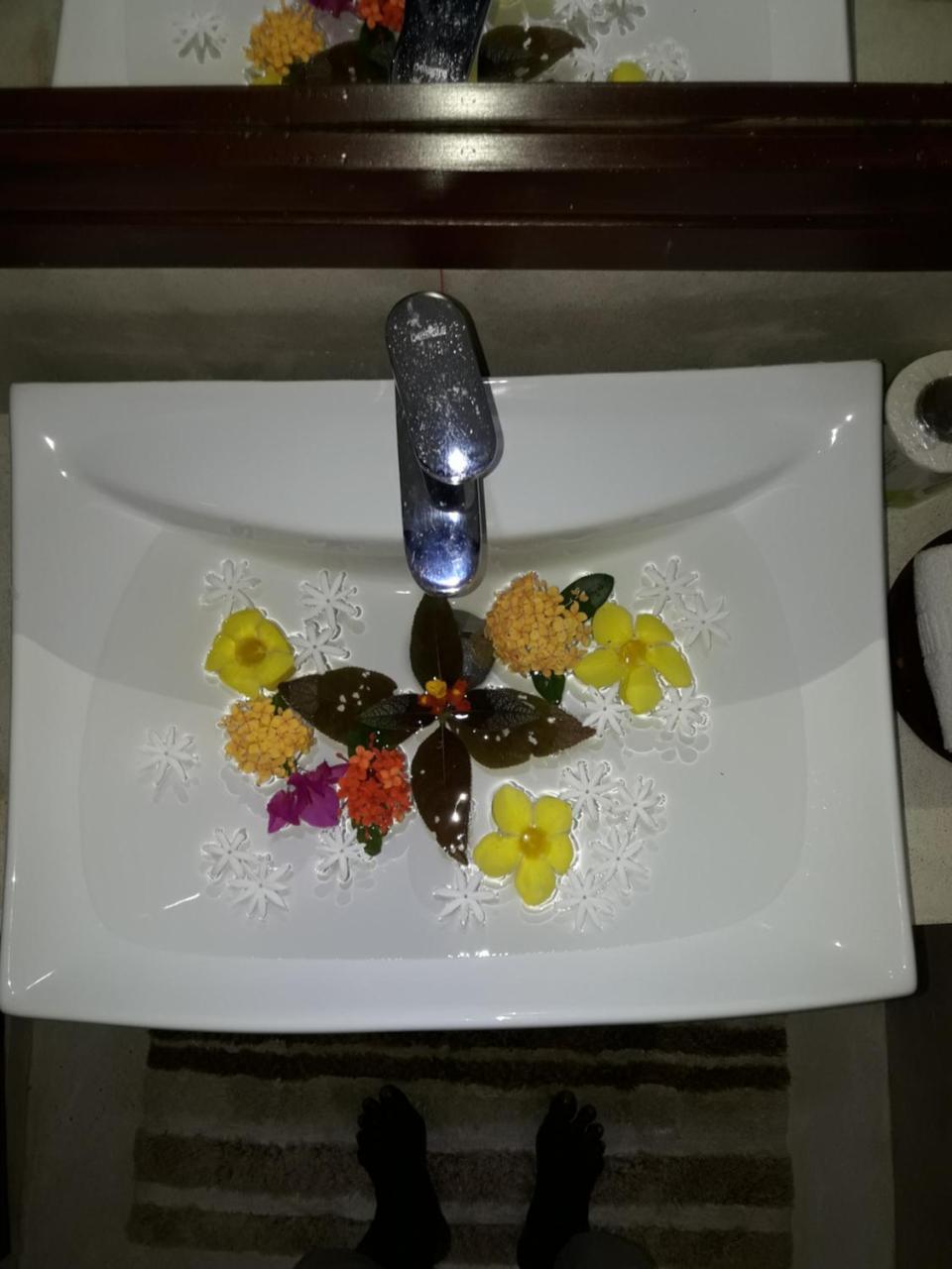 Butterfly Jewel Bed & Breakfast Unawatuna Ngoại thất bức ảnh